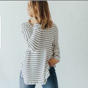 "Evelyn" Ribbed sweater Carly Jean Los Angeles